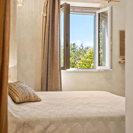 Holiday home Fontarcella, Heart & Roots
